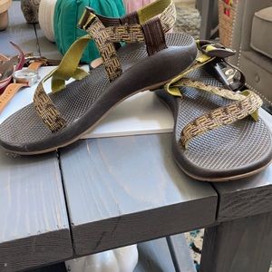 Chaco women’s